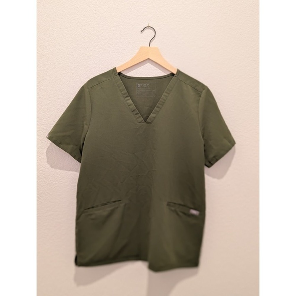 Figs Casma Three-Pocket Scrub Top L Moss